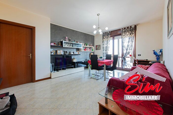 Appartamento trilocale in vendita in Via Isonzo Snc, Trecate