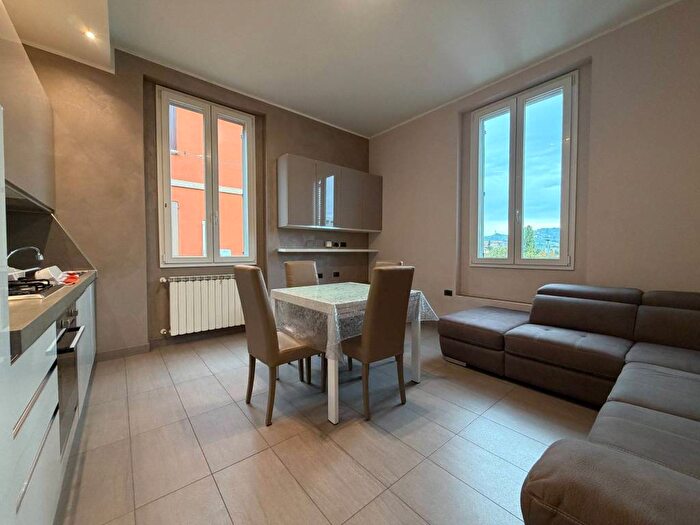 Appartamento trilocale in affitto in Via Emilia Ponente, Santa Viola, Bologna