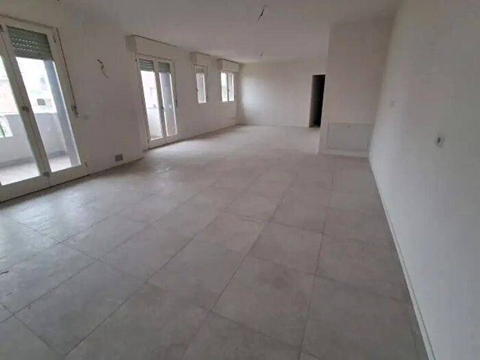 Appartamento quadrilocale in vendita in Rimini