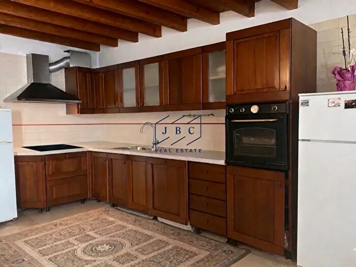 Casa quadrilocale in vendita in Fontanelle