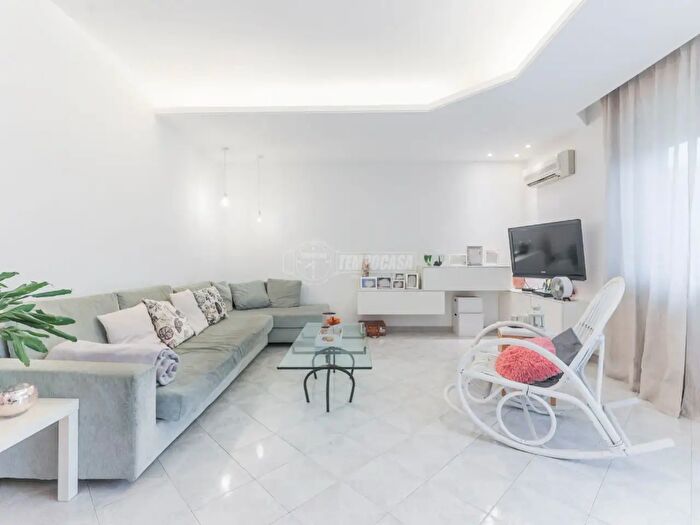 Appartamento con 5 locali in vendita in Viale Marzabotto, Riccione