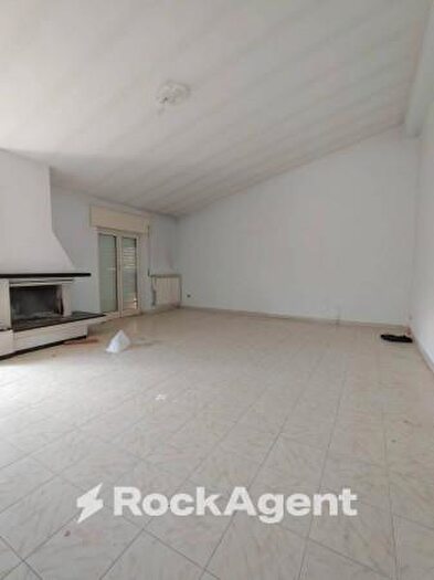 Appartamento trilocale in vendita in Via Flaminia, Rignano Flaminio