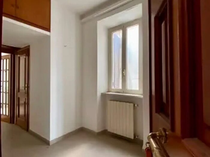 Appartamento bilocale in vendita in Via Camillo Benso di Cavour, Cave