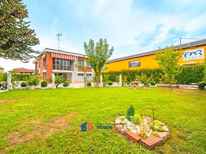Casa quadrilocale in vendita in Via Villanova Solaro, Moretta