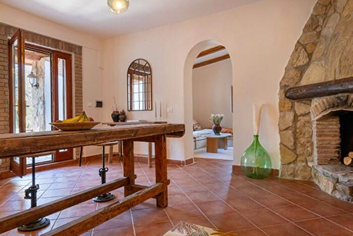 Casa con 6 locali in vendita in Località Manziano, Parrano