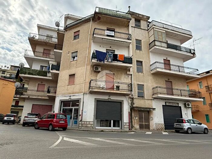 Appartamento trilocale in vendita in Via Capri, CoriglianoRossano