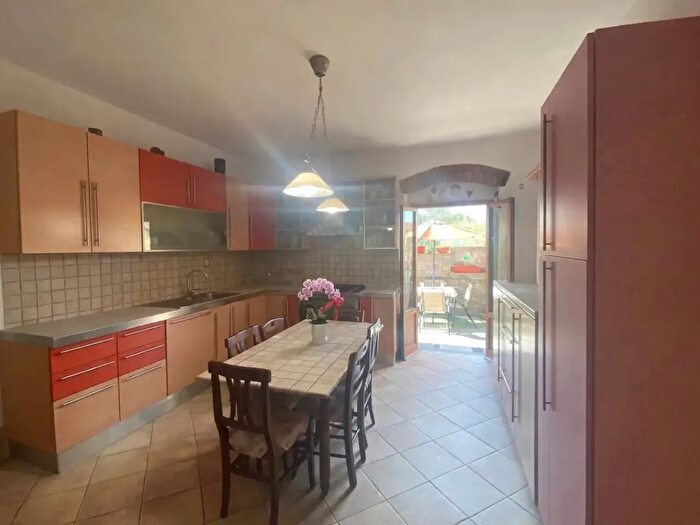 Appartamento quadrilocale in vendita in Via Livornese, Lastra A Signa