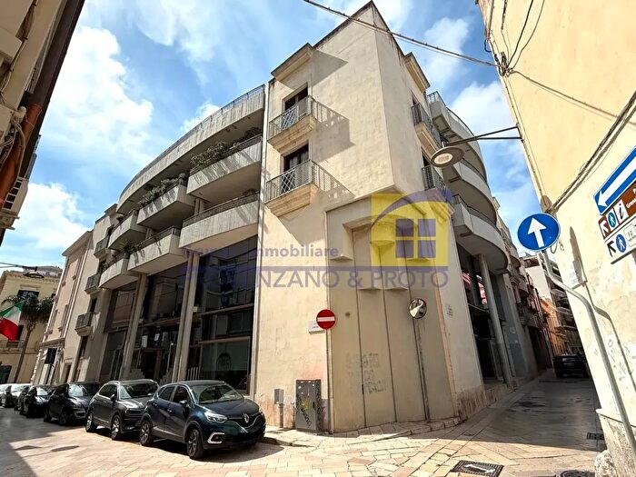 Appartamento bilocale in vendita in Via Filomento Consiglio, Brindisi