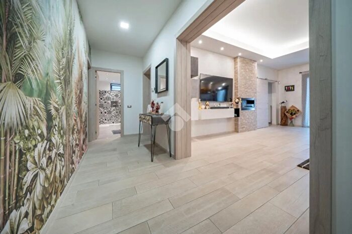 Appartamento trilocale in vendita in Via Giardini Nord, Formigine