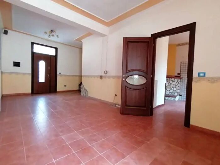Casa trilocale in vendita in Via Gaetano Cherubino, Giffoni Valle Piana