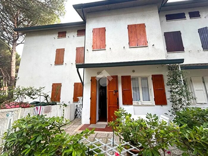 Appartamento quadrilocale in vendita in Viale delle Betulle, Ravenna