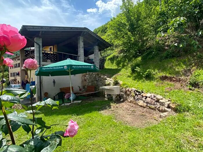 Casa monolocale in vendita in Via Cunegati, Valli Del Pasubio