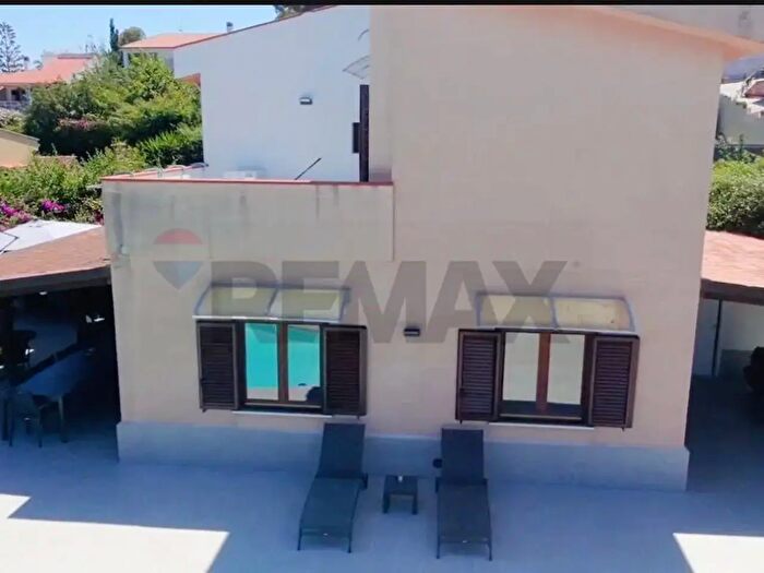 Casa con 6 locali in vendita in Via Piano San Michele Cda Torre Colonna, Altavilla Milicia