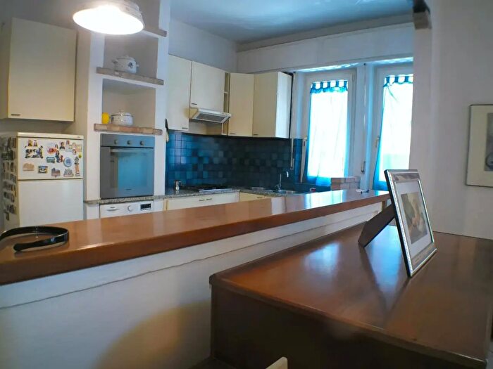 Appartamento quadrilocale in vendita in Carrara