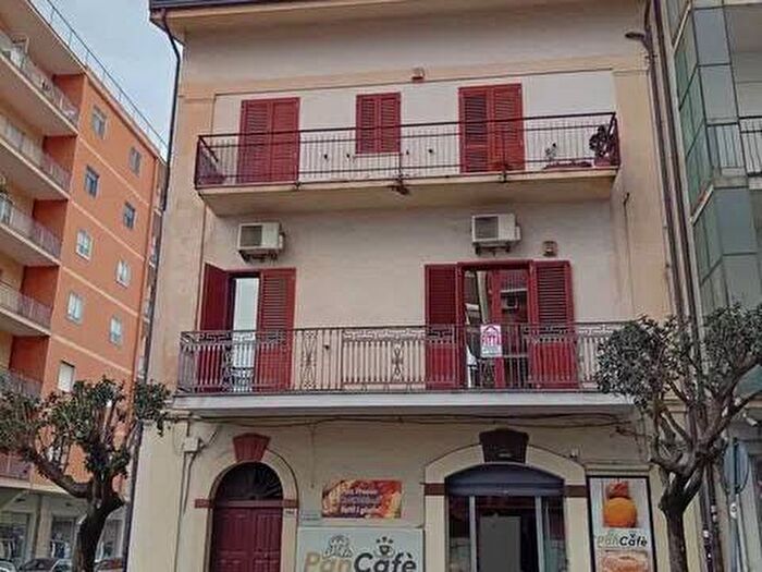 Appartamento trilocale in affitto in Corso Giovanni Nicotera, Nicastro Sambiase, Lamezia Terme