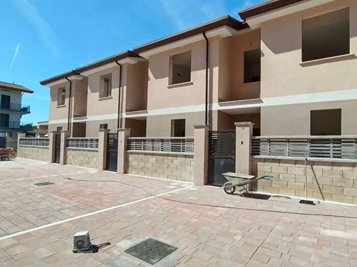 Casa trilocale in vendita in Frosinone