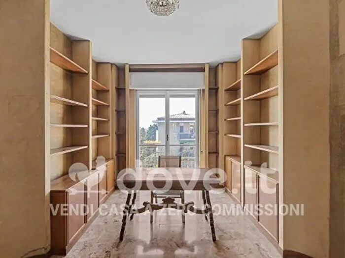 Appartamento quadrilocale in vendita in Via M Buonarroti, Gallarate