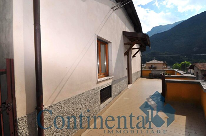 Case in Vendita e in Affitto - 2