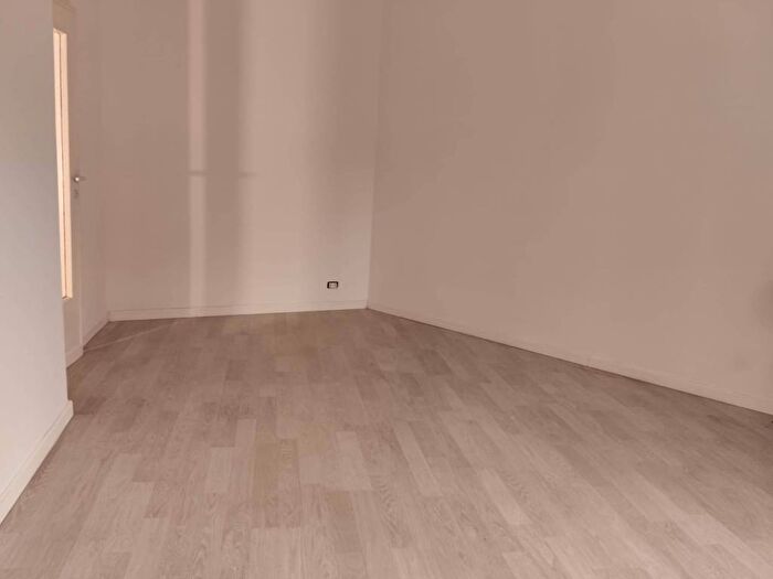 Appartamento trilocale in affitto in Viale delle Medaglie dOro, Medaglie dOro, Roma