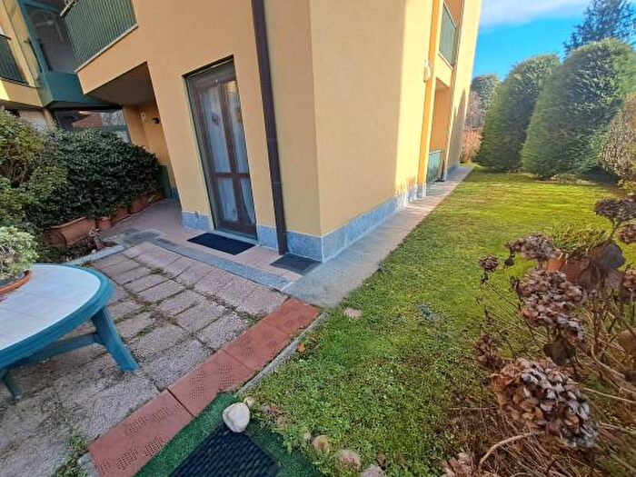 Appartamento quadrilocale in vendita in Via Benedetto Croce, Castano Primo