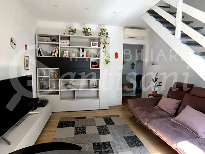 Appartamento quadrilocale in vendita in Piazza Dalmazia, Firenze