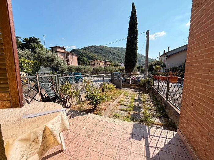 Appartamento trilocale in vendita in Santo Chiodo, Spoleto