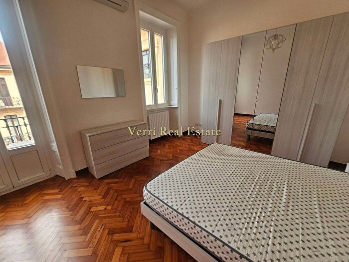 Appartamento trilocale in affitto in Viale Monte Nero, Montenero, Milano