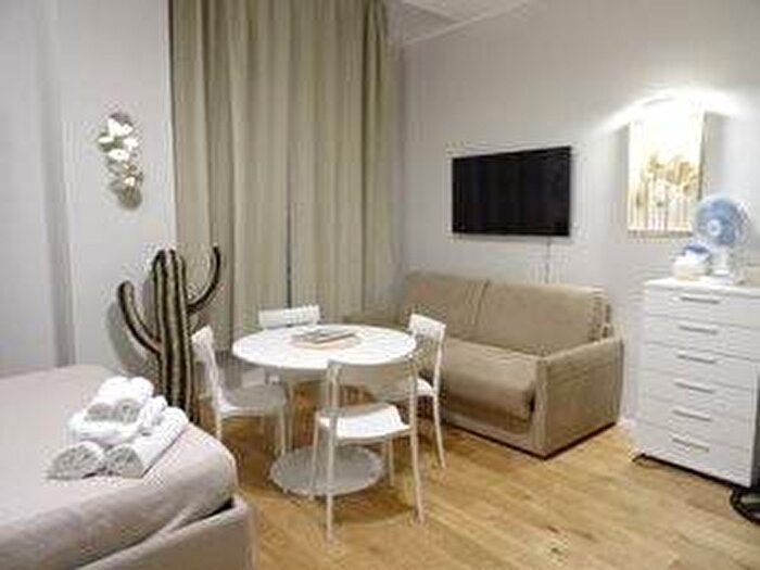 Appartamento monolocale in affitto in Vico Superiore di Pellicceria, Caricamento, Genova