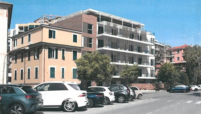 Appartamento trilocale in vendita in Via Claudio Baglietto Varazze, Varazze