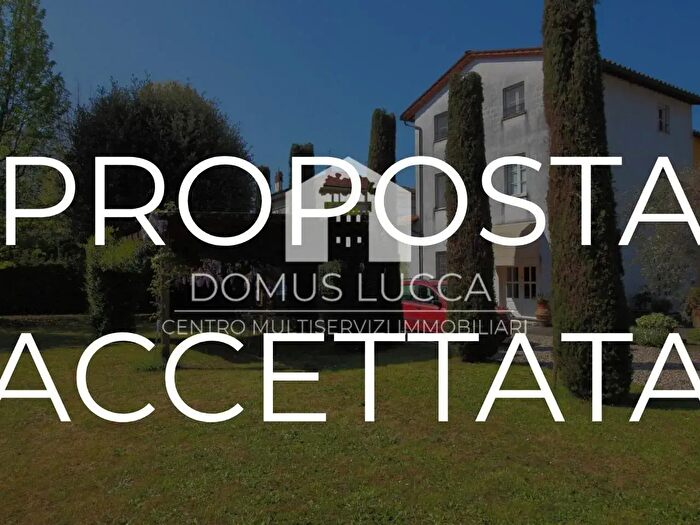 Casa con 7 locali in vendita in a della Madonnina, Capannori