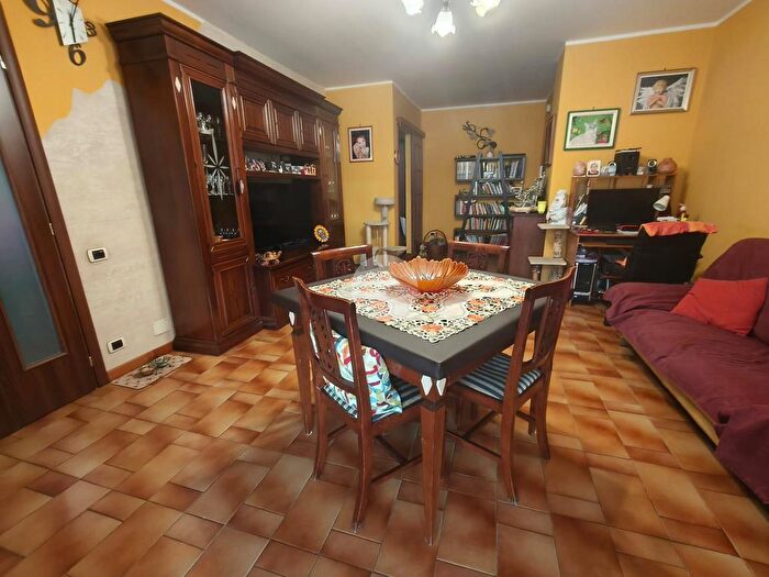 Appartamento quadrilocale in vendita in Via della Costituzione, Settimo Torinese