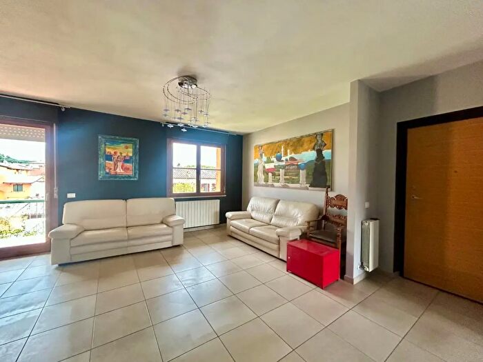 Appartamento con 5 locali in vendita in Iuseppe di Vittorio, Rapolano Terme