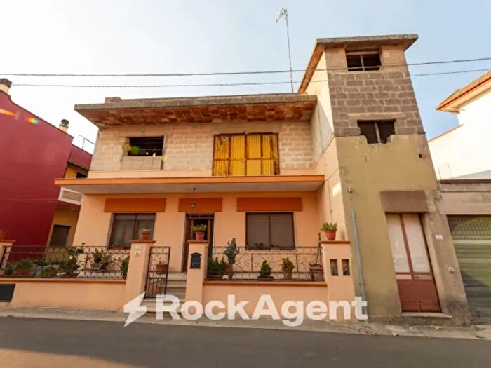 Appartamento con 5 locali in vendita in Via Pietro Maroncelli, Ruffano