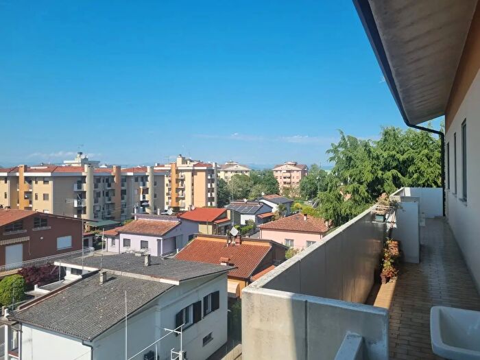 Appartamento quadrilocale in vendita in Via Antonio Gramsci, Cervignano Del Friuli