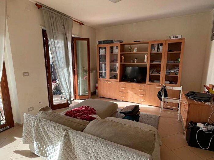 Appartamento trilocale in affitto in Via Alborato, Viadotto Istonia Corso G Garibaldi V San Michele, Vasto