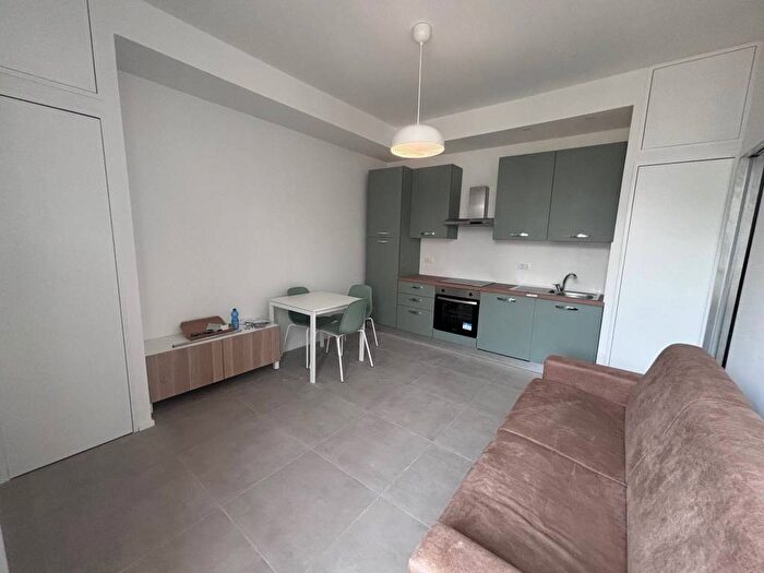 Appartamento bilocale in affitto in Via Giacomo Watt, Barona, Milano