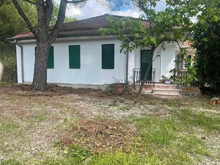 Casa con 5 locali in vendita in Via, Montecorvino Pugliano