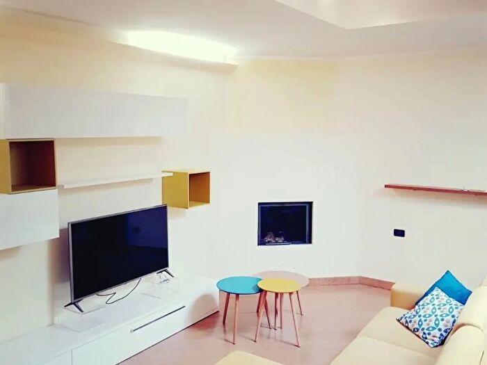 Appartamento quadrilocale in vendita in Reggio nell'Emilia