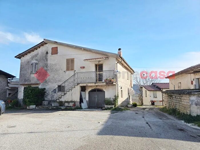 Appartamento con 5 locali in vendita in Località Gallo, Monte San Giovanni In Sabina