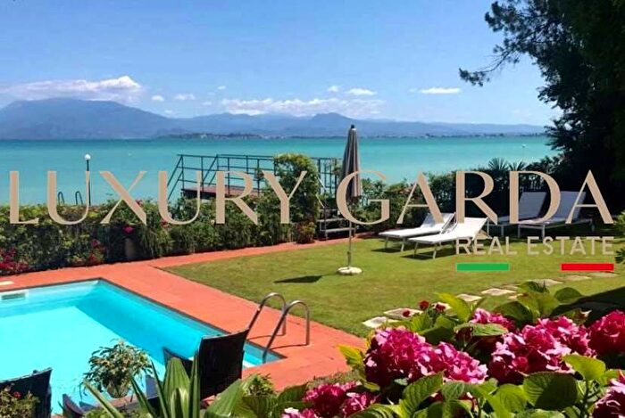 Appartamento con 6 locali in affitto in Desenzano Centro, Desenzano del Garda