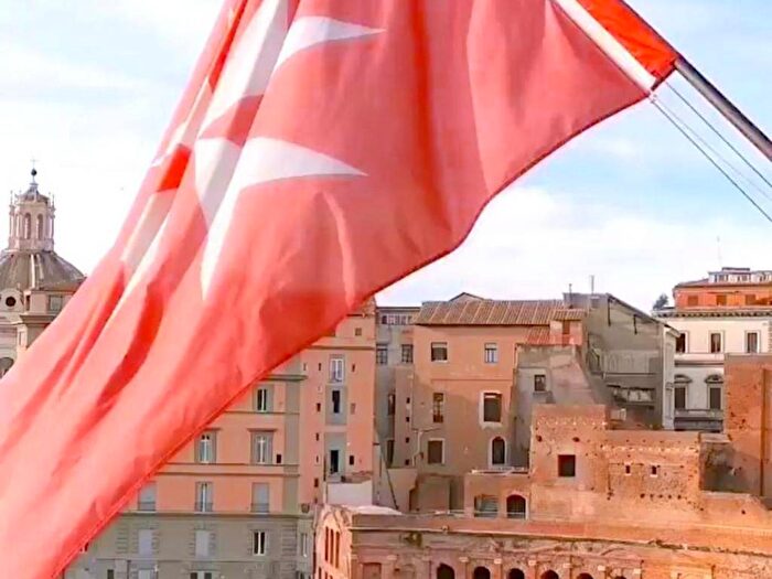 Appartamento trilocale in affitto in Via dei Fori Imperiali, Colosseo Fori Imperiali, Roma