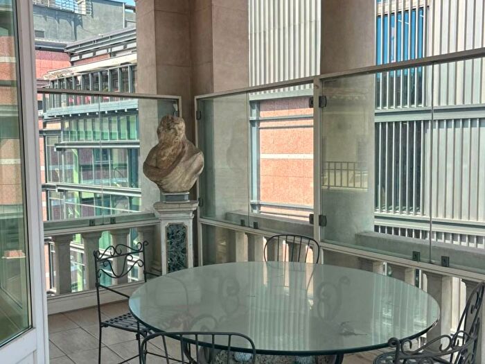 Casa quadrilocale in affitto in Corso d'Italia, Pinciano Villa Ada, Roma