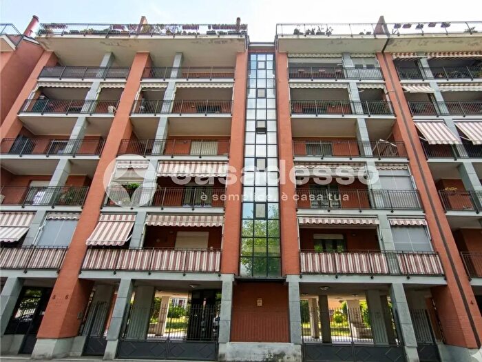Appartamento quadrilocale in vendita in Via Borgo Ticino, Torino