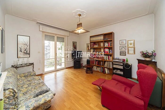 Appartamento quadrilocale in vendita in Via Francesco Maturanzio, Perugia