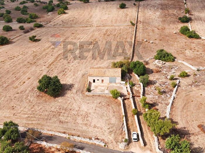 Casa quadrilocale in vendita in STRADA PROVINCIALE, Donnafugata Punta Braccetto, Ragusa