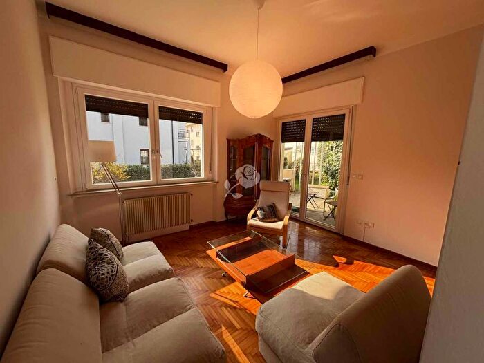 Appartamento quadrilocale in affitto in Via Valeggio, Via del Bon, Udine