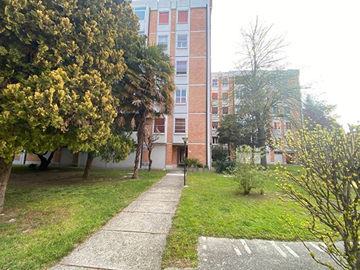 Appartamento con 5 locali in affitto in Via Germoglio, Via Pomposa, Ferrara