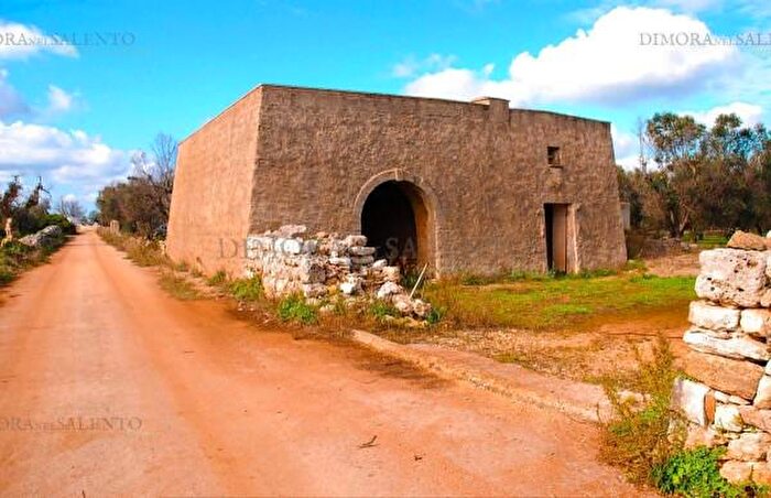 Casa bilocale in vendita in Contrada Fasciane, Alessano