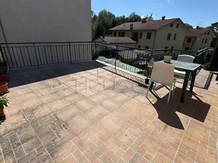 Appartamento con 6 locali in vendita in Via Cristoforo Colombo, Citta' Di Castello