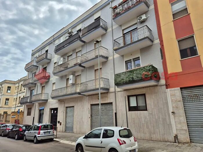 Appartamento quadrilocale in vendita in Via Fulvia, Brindisi